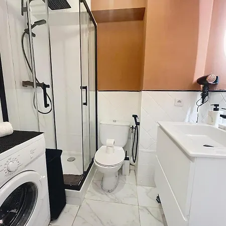 Sunny On A High Floor With Terrace Daire Nice