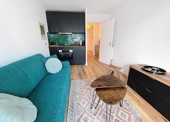 Sunny On A High Floor With Terrace Διαμέρισμα