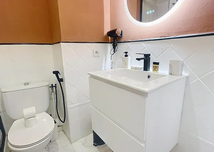 Sunny On A High Floor With Terrace * Νίκαια