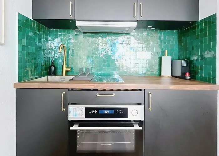 Sunny On A High Floor With Terrace Διαμέρισμα Νίκαια