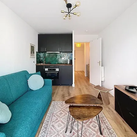 Apartmán Sunny On A High Floor With Terrace Nice