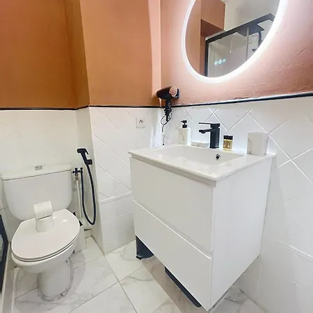 Sunny On A High Floor With Terrace * Nice